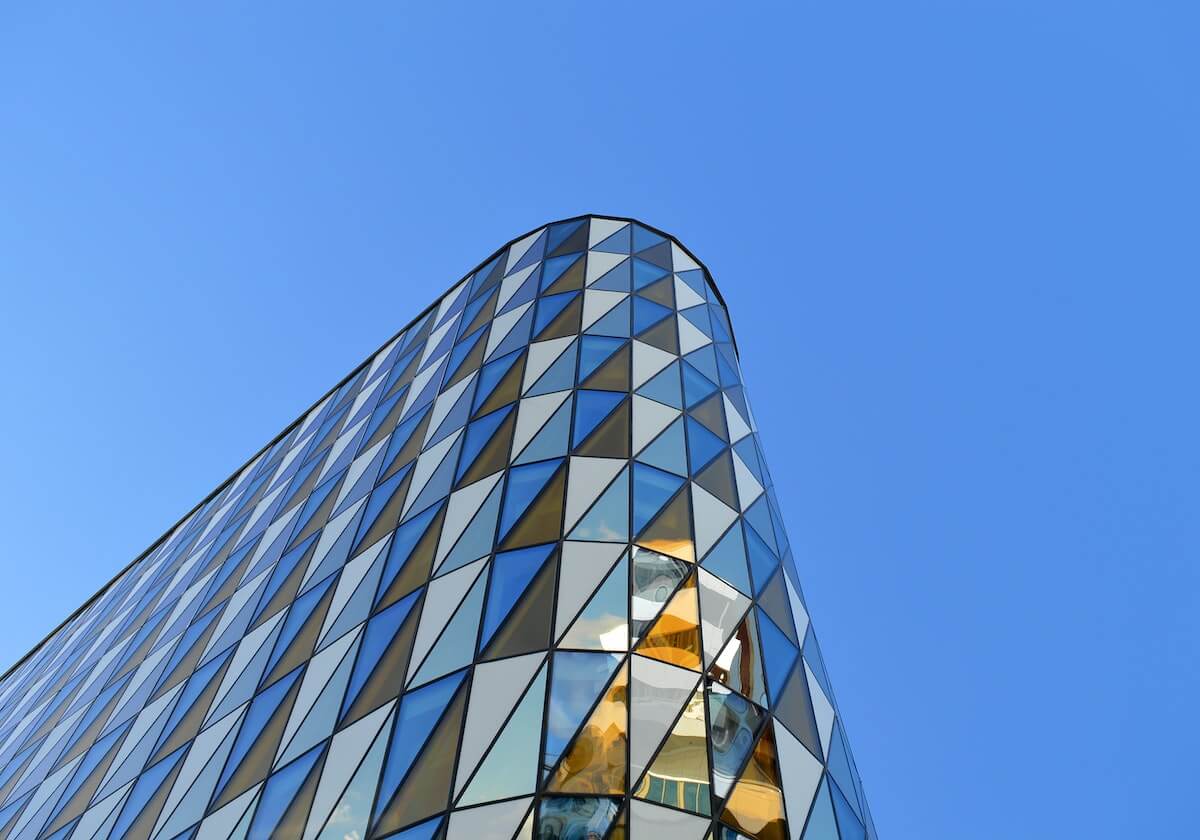 【德甲】莱万传射哈兰德破门 拜仁客场3比2逆转多特