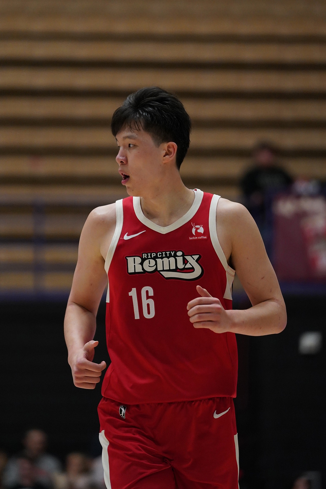 云开体育-正负值全场最低!杨瀚森13投13分外加7板2助1断3帽 有5失误5犯规